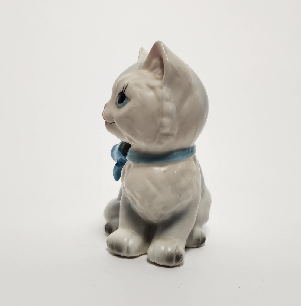White Kittens with Bows Salt and Pepper Shaker Set