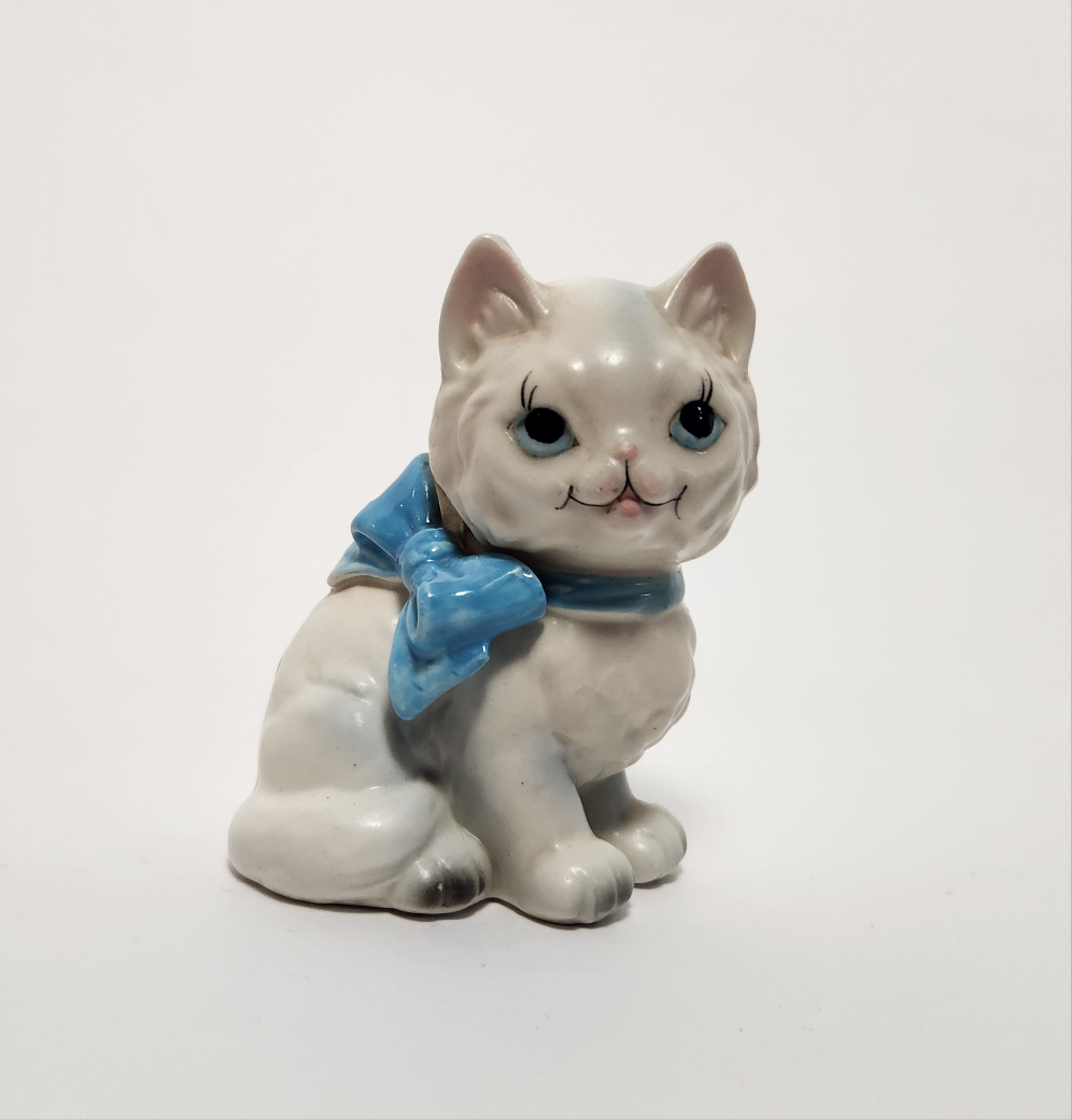 White Kittens with Bows Salt and Pepper Shaker Set