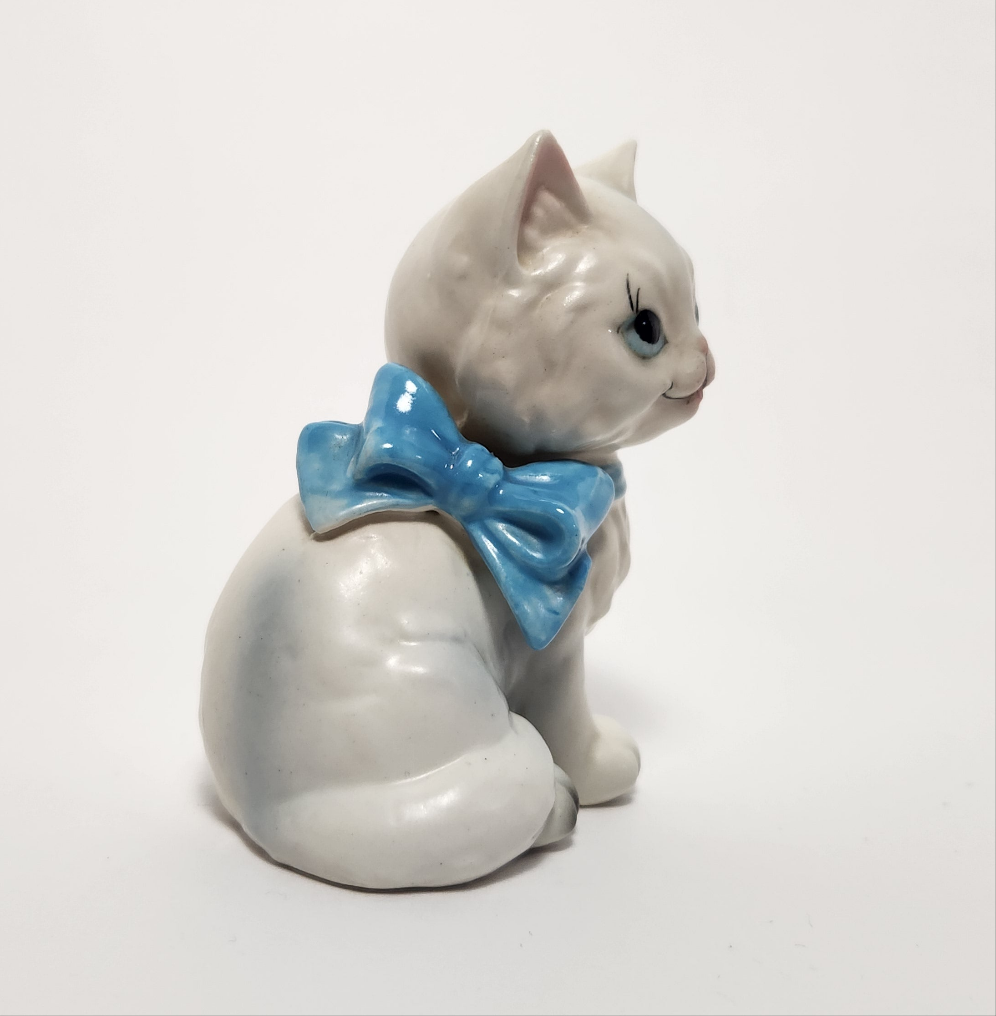 White Kittens with Bows Salt and Pepper Shaker Set