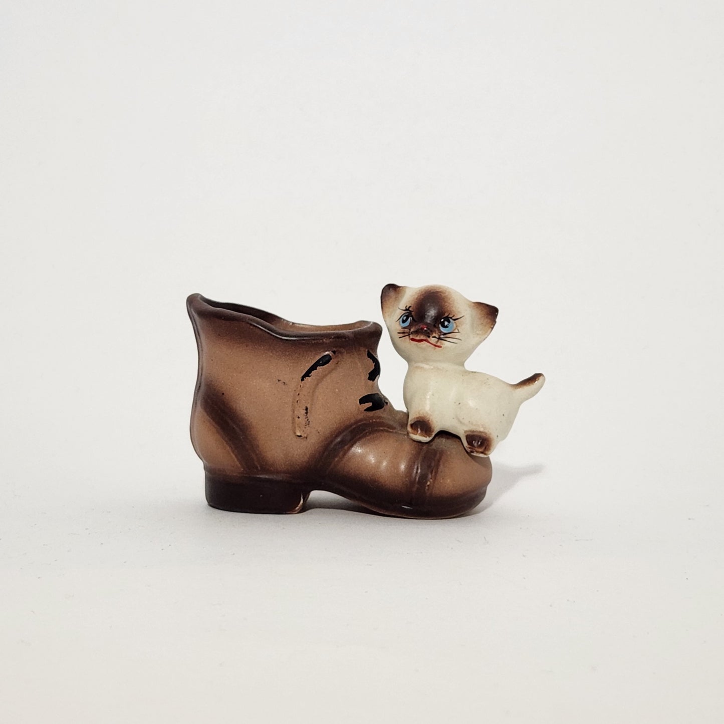 Enesco - Porcelain Siamese Cat with Boot Toothpick Holder