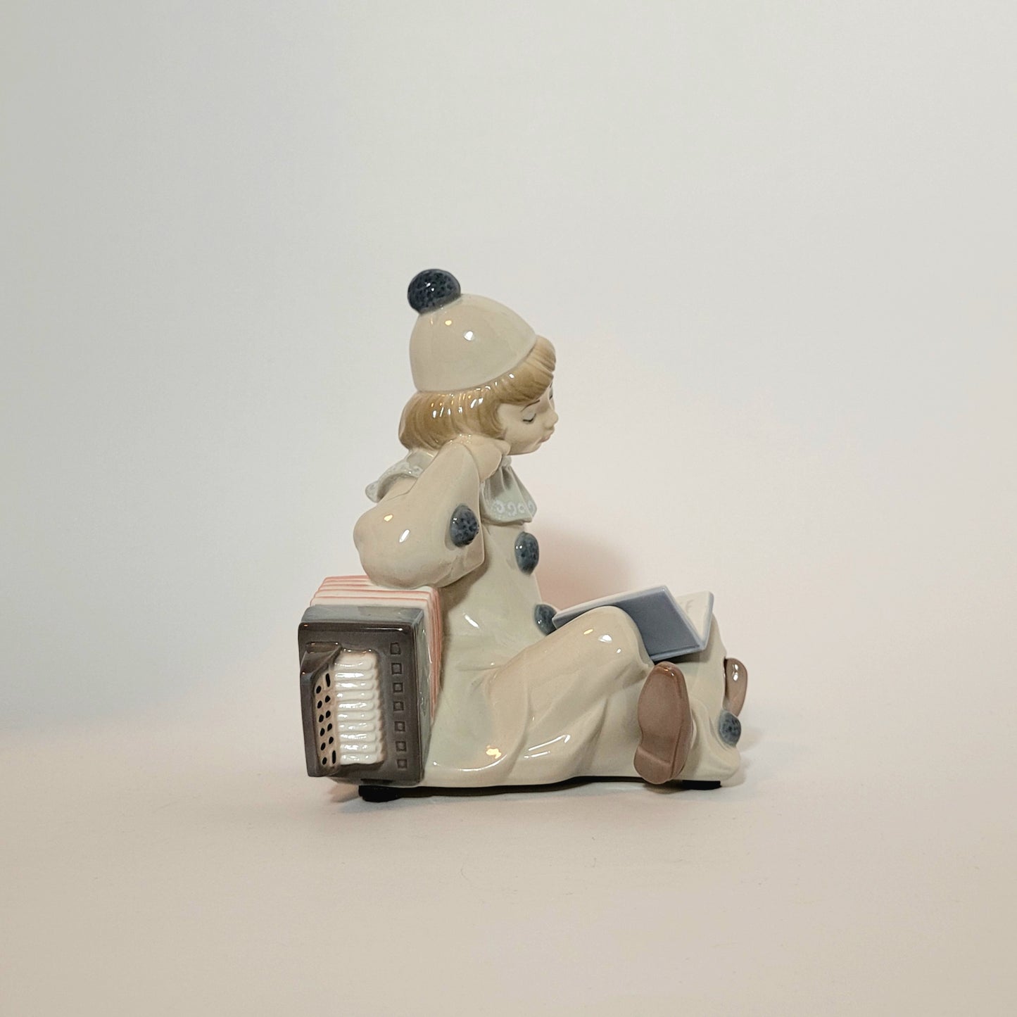 Lladro - Juan Huerta - Girl with Accordion Porcelain Figurine 1971