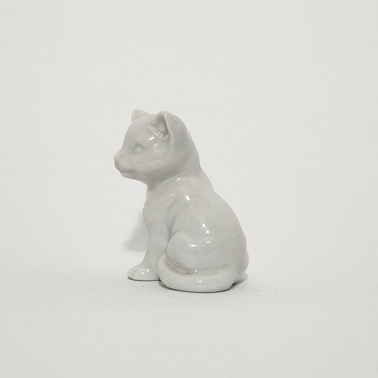 Porcelain White Cat Match Holder