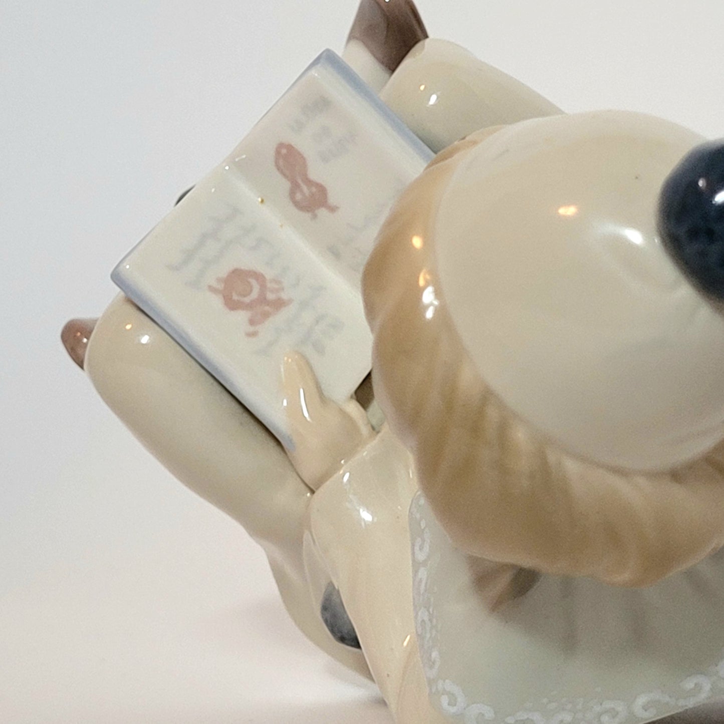 Lladro - Juan Huerta - Girl with Accordion Porcelain Figurine 1971