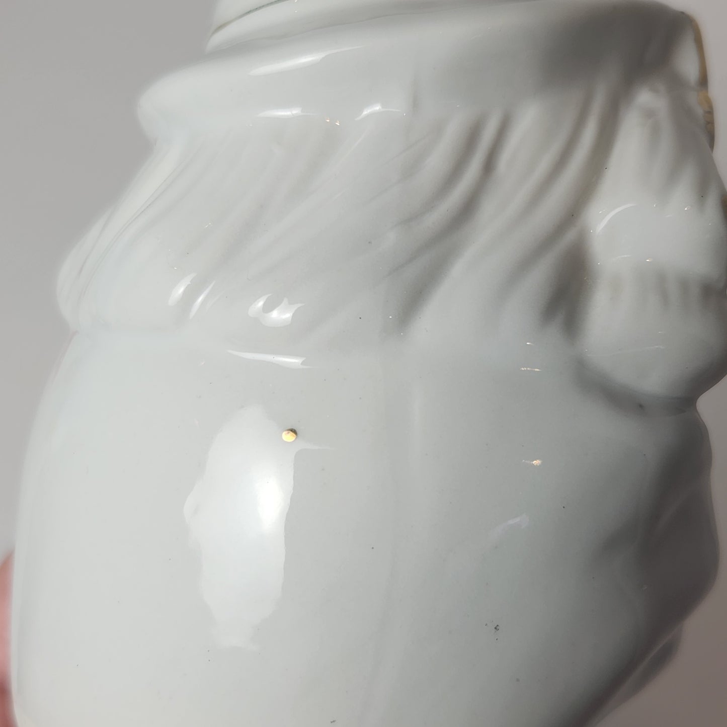 GOT - Porcelain White and Gold Clown Head Bust Figurine
