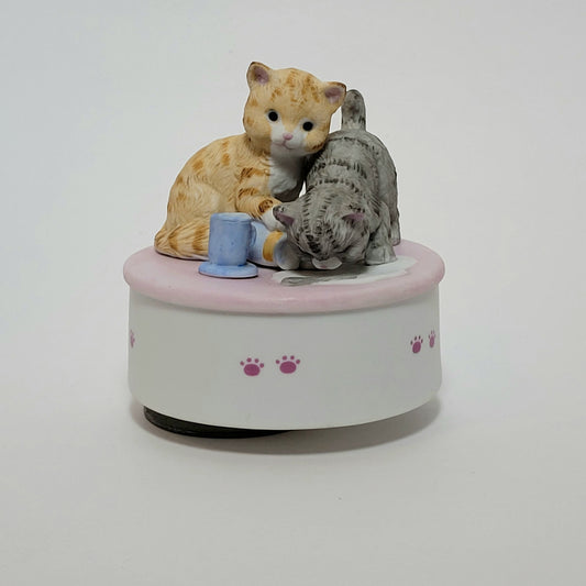 San Francisco Music Box Company - Porcelain Tabby Kittens Music Box 1990