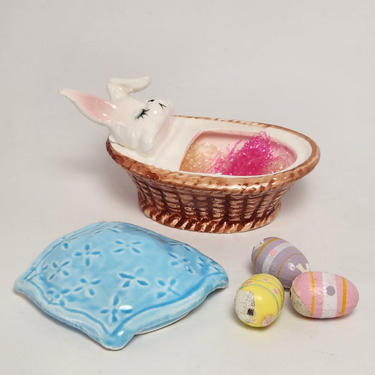 Enesco - Ceramic Sleeping Bunny Trinket Box 1980