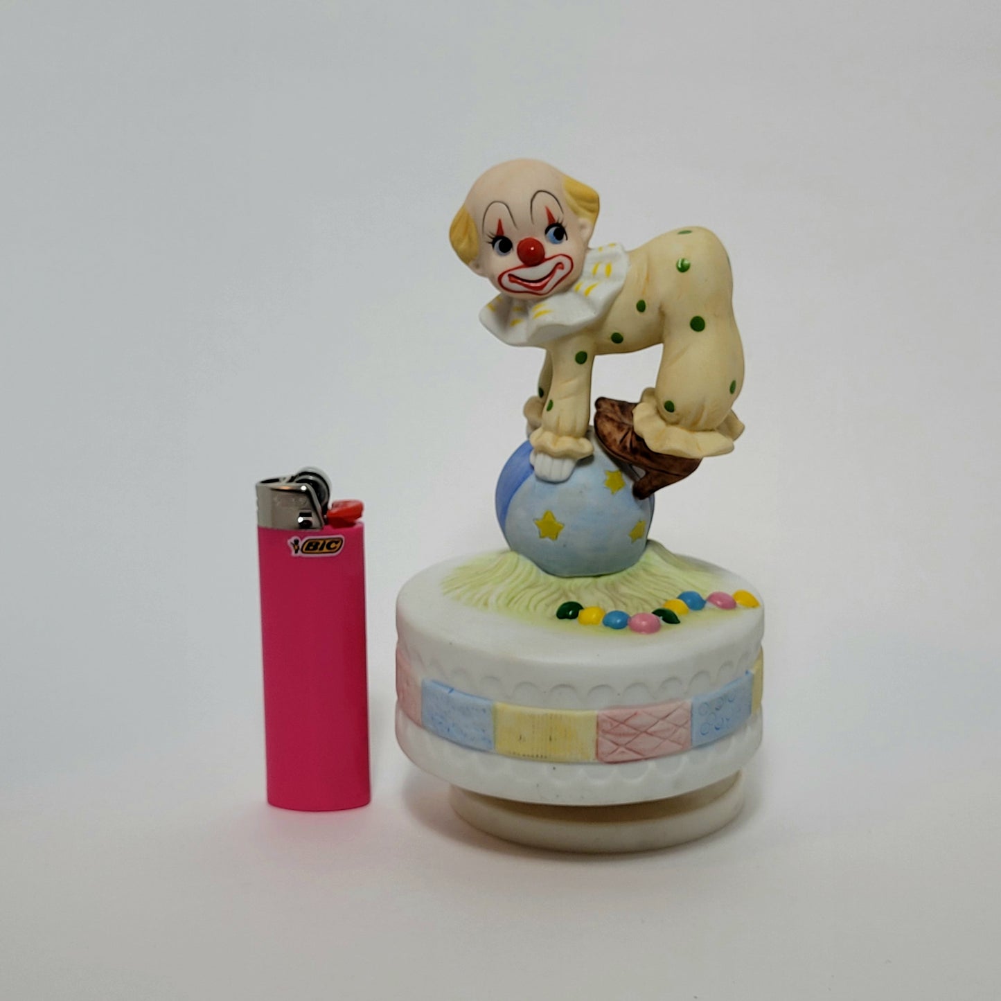 Lefton - Porcelain Clown Rotating Music Box