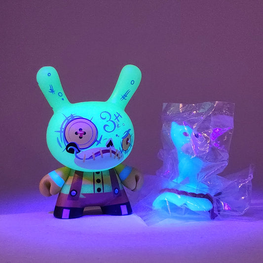 Kidrobot - Brandt Peters - The 13 Series #3 Hay-Man (Glow In The Dark) 2017