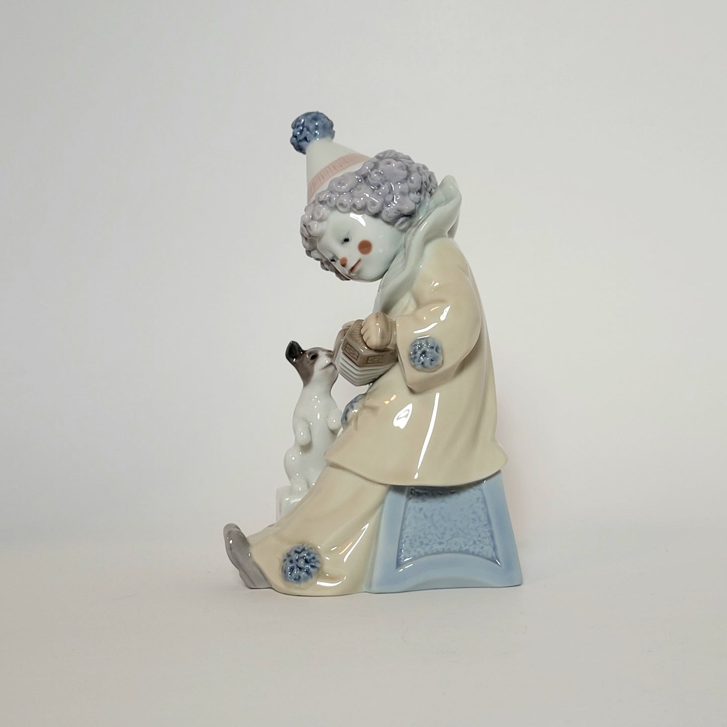 Lladro - Jose Puche - Pierrot with Concertina Porcelain Figurine 1985