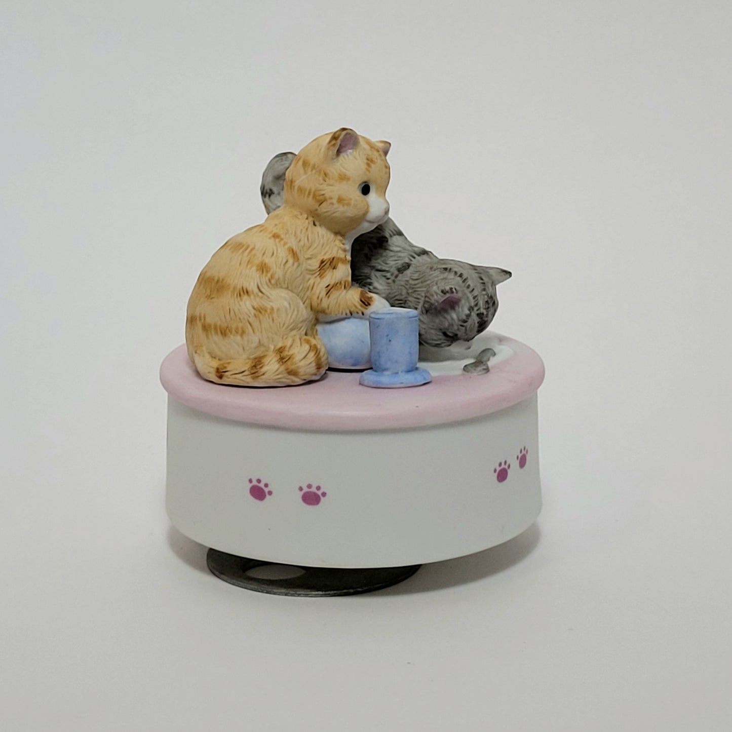 San Francisco Music Box Company - Porcelain Tabby Kittens Music Box 1990