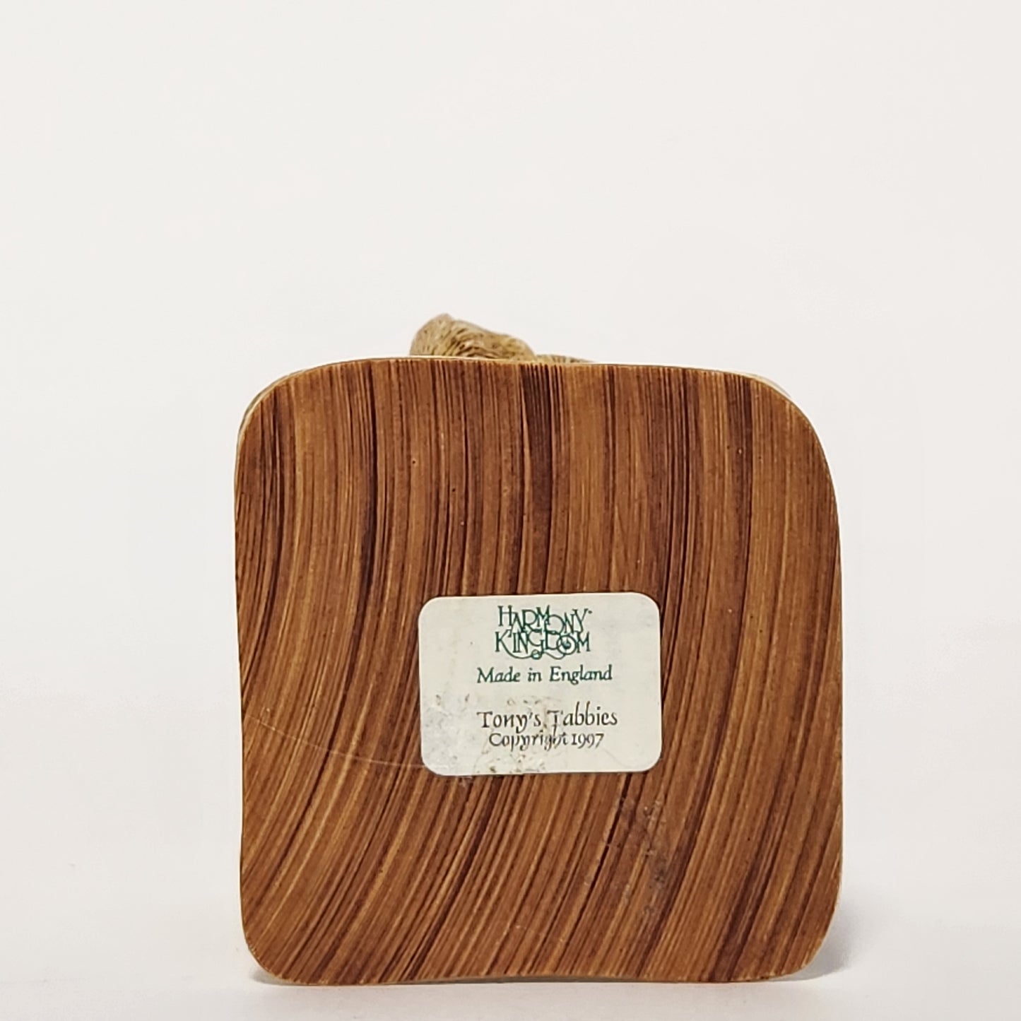 Harmony Kingdom - Peter Calvesbert - Tony's Tabbies Trinket Box 1997