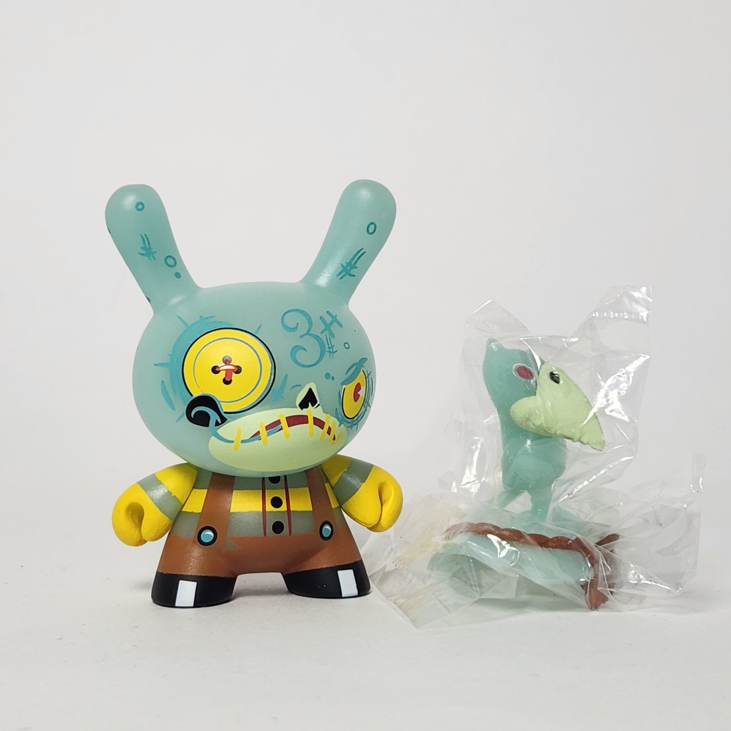 Kidrobot - Brandt Peters - The 13 Series #3 Hay-Man (Glow In The Dark) 2017