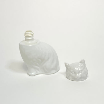 Avon - Glass White Cat Cologne Bottle 1970s