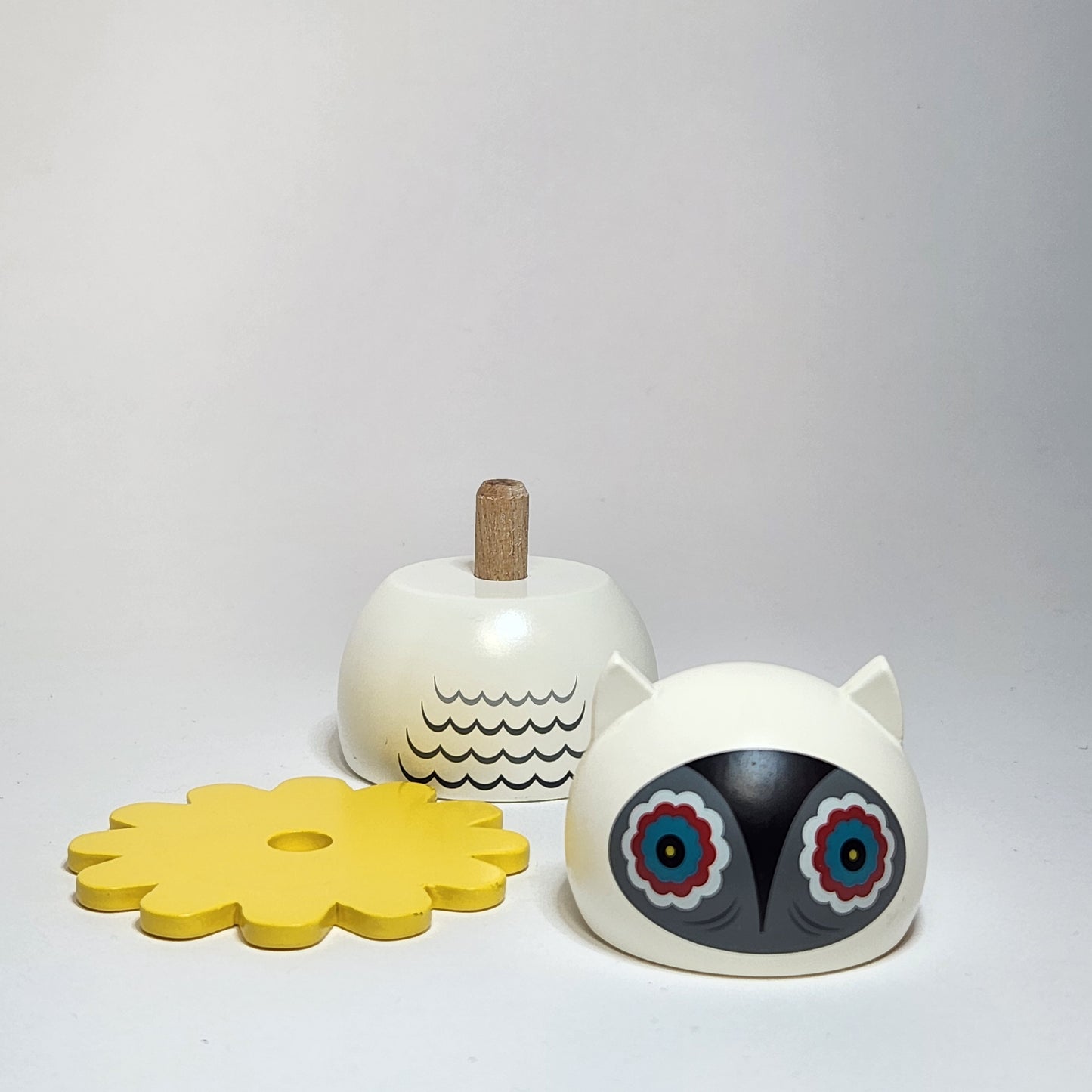 Kidrobot - Nathan Jurevicius - Misko Owl Mini (White/Yellow) 2012