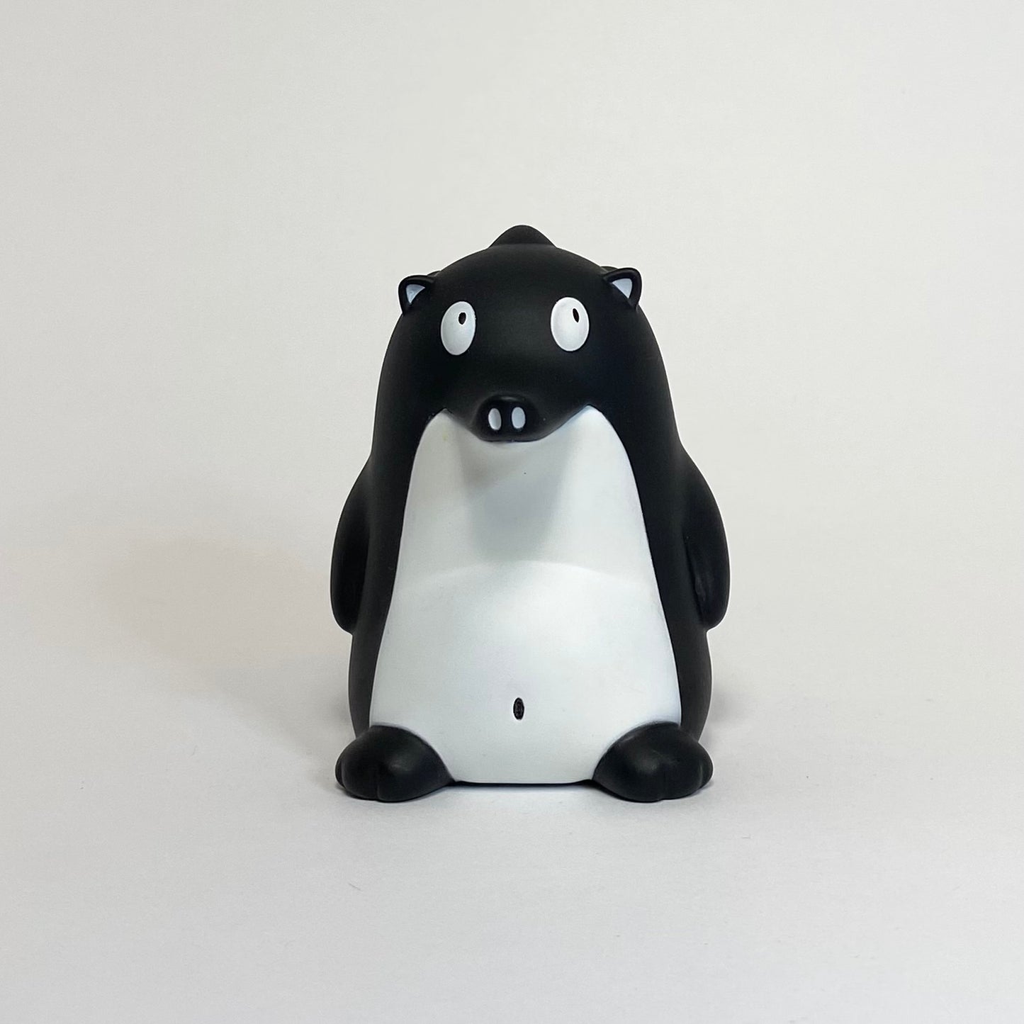 Bic Plastics - Frank Kozik - Heathrow the Hedgehog (Black) 2014