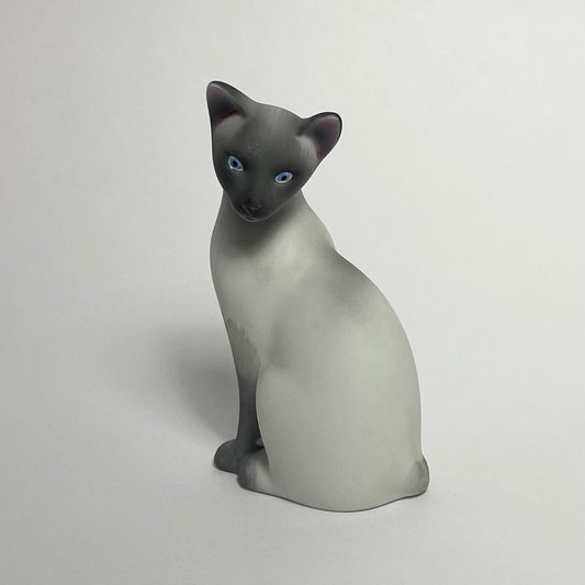 Avon - Porcelain Siamese Cat Figurine 1984