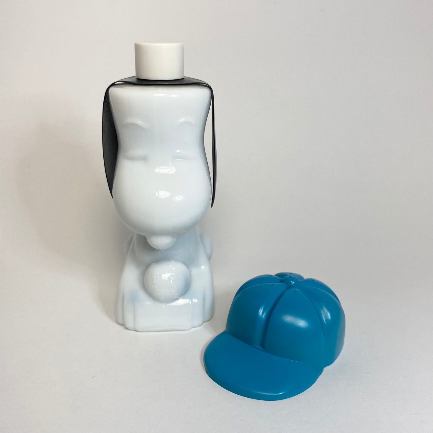 Avon - Peanuts Snoopy Dog Aftershave Bottle 1969