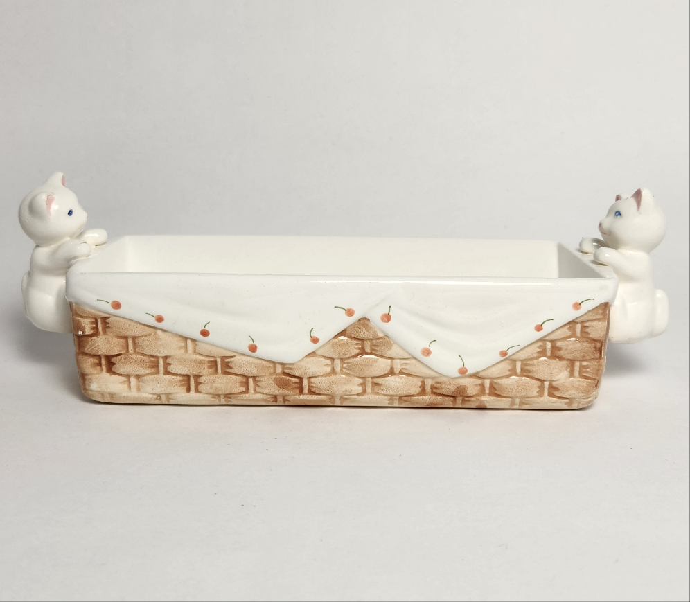 Avon - Ceramic Kitten Cracker Server Dish