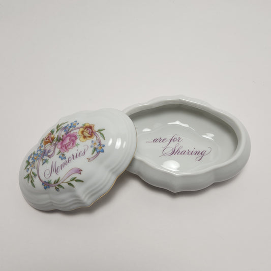 Avon - "Memories are for Sharing" Floral Musical Trinket Box 1983