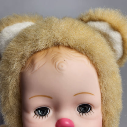 Madame Alexander - Hug Me Teddy Sleepy Eye Plush Doll 1999