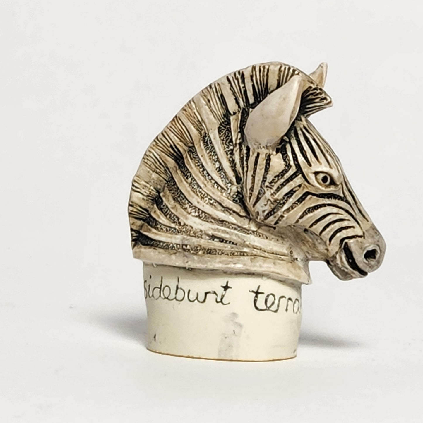 Harmony Kingdom - Peter Calvesbert - Driver's Seat Trinket Box 1997