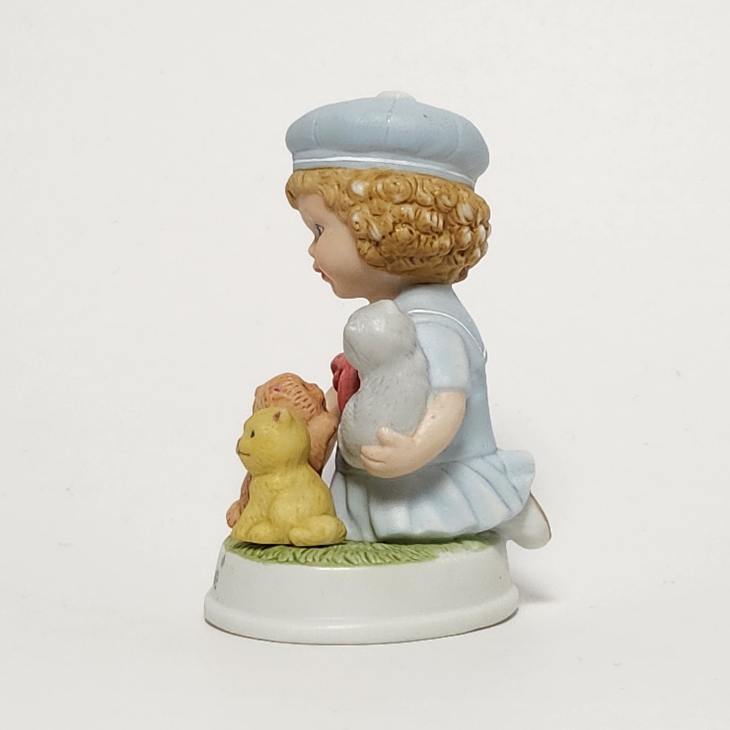 Avon - Blonde Girl with Kittens Porcelain Bisque Figurine 1991