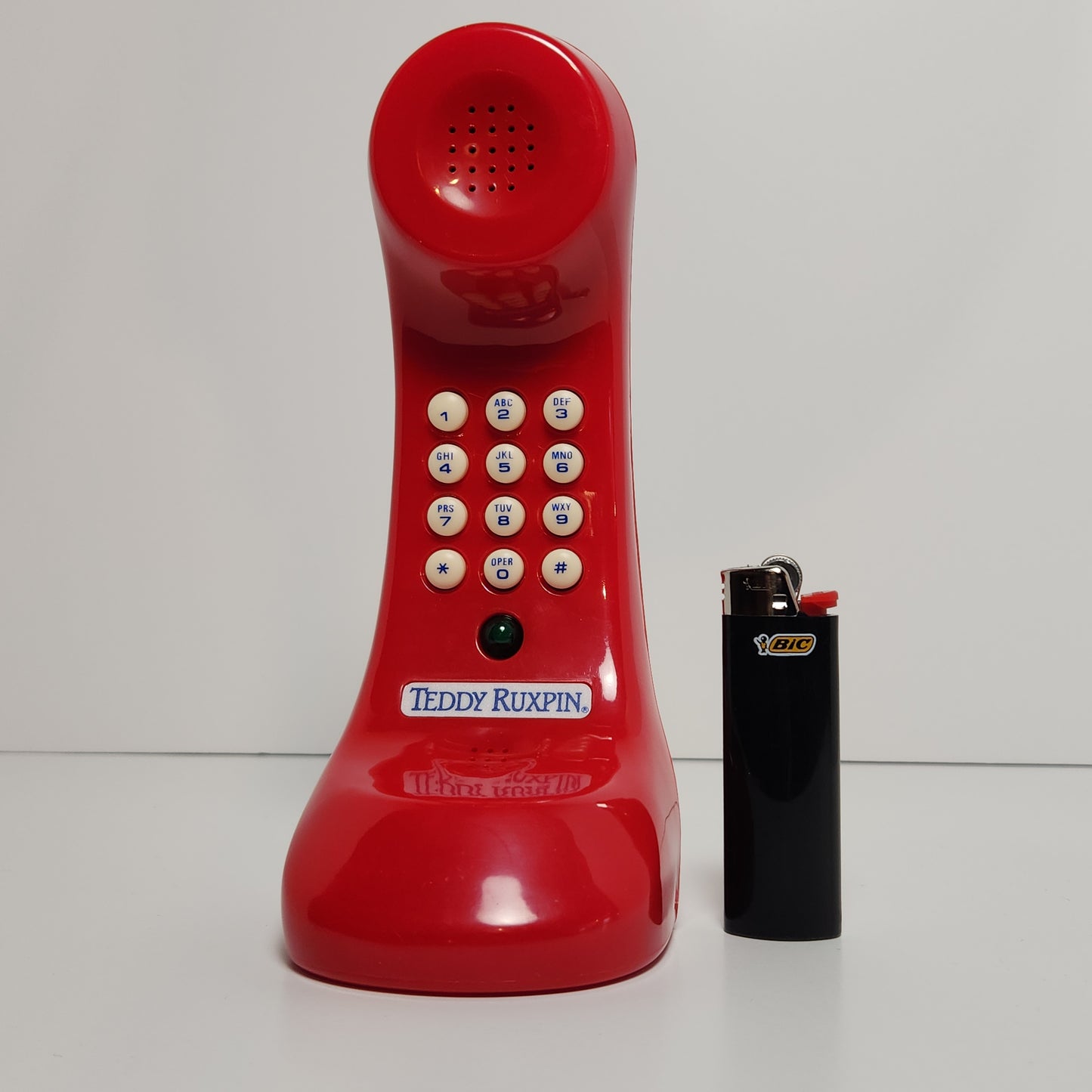 Worlds of Wonder - The World of Teddy Ruxpin Animated Talking Toy and Telephone (Bundle) 1990