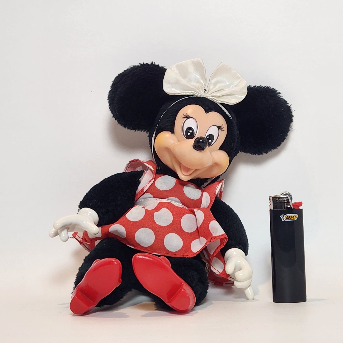 Walt Disney Productions - Applause - Minnie Mouse Plush Doll with Polka Dot Dress 1981
