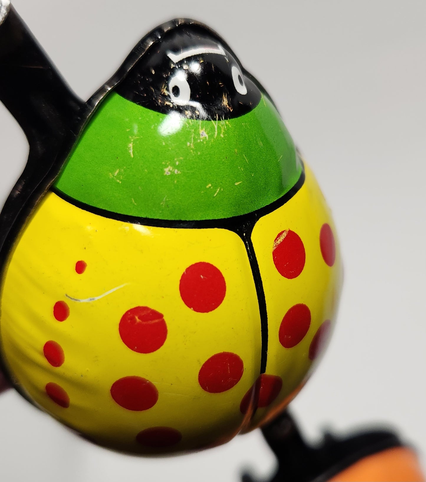 TPS - Tin Ladybug Family Wind-up Toy