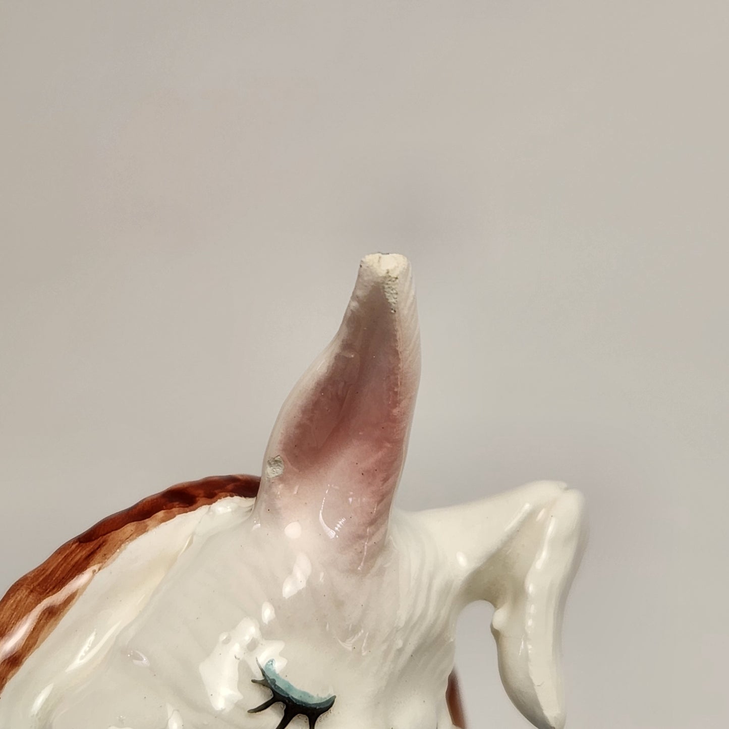 Enesco - Ceramic Sleeping Bunny Trinket Box 1980