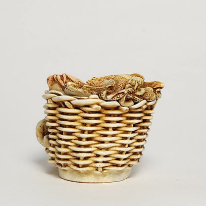 Harmony Kingdom - David Lawrence - Kitty's Kipper Trinket Box 1998