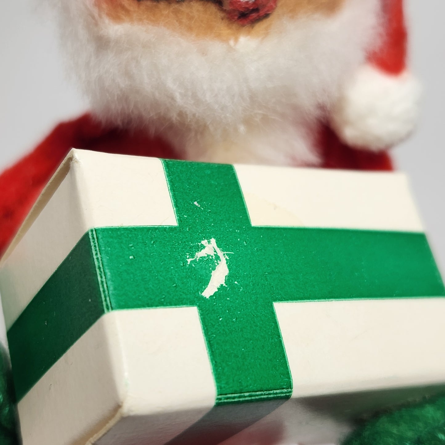 Annalee Mobilitee Dolls - Santa Claus Doll with Present 1981