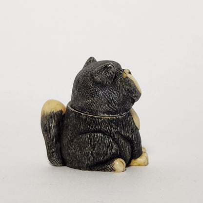 Harmony Kingdom - Pot Bellys Buckwheat Trinket Box 2003