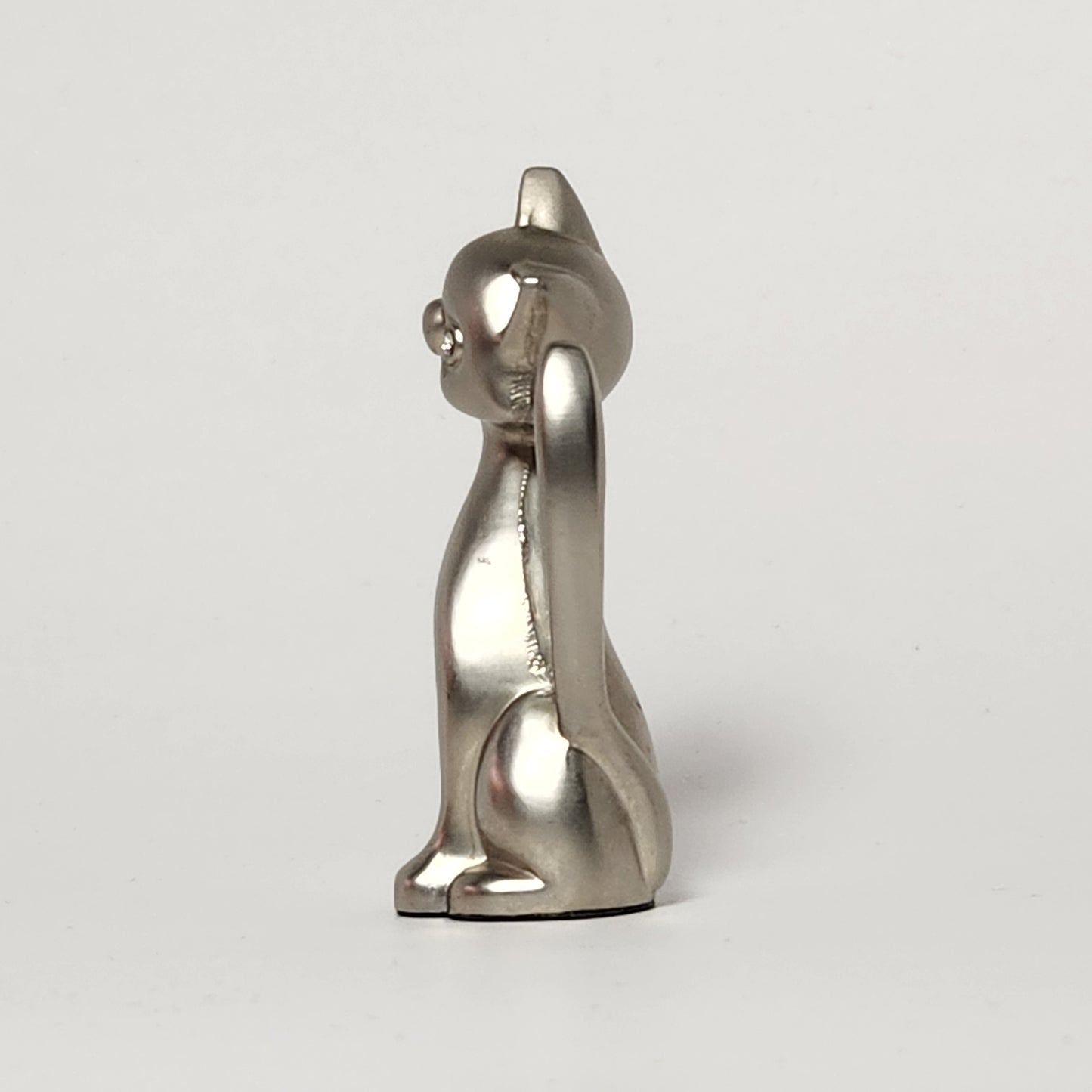 Pewter Cat with Rhinestone Eyes Ring Holder Figurine