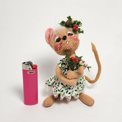 Annalee Mobilitee Dolls - Mouse Doll with Mistletoe Dress 1995