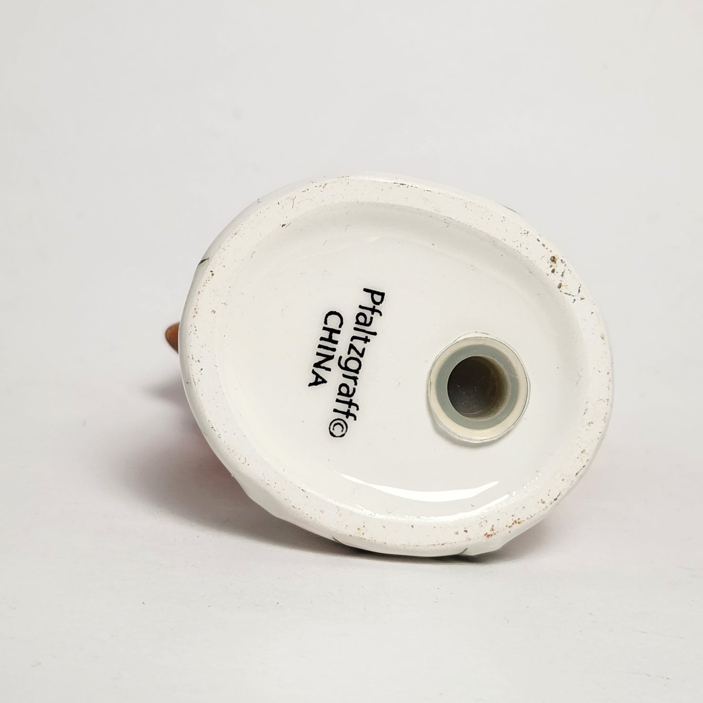 Pfaltzgraff - Winterberry Cardinals Salt and Pepper Shaker Set