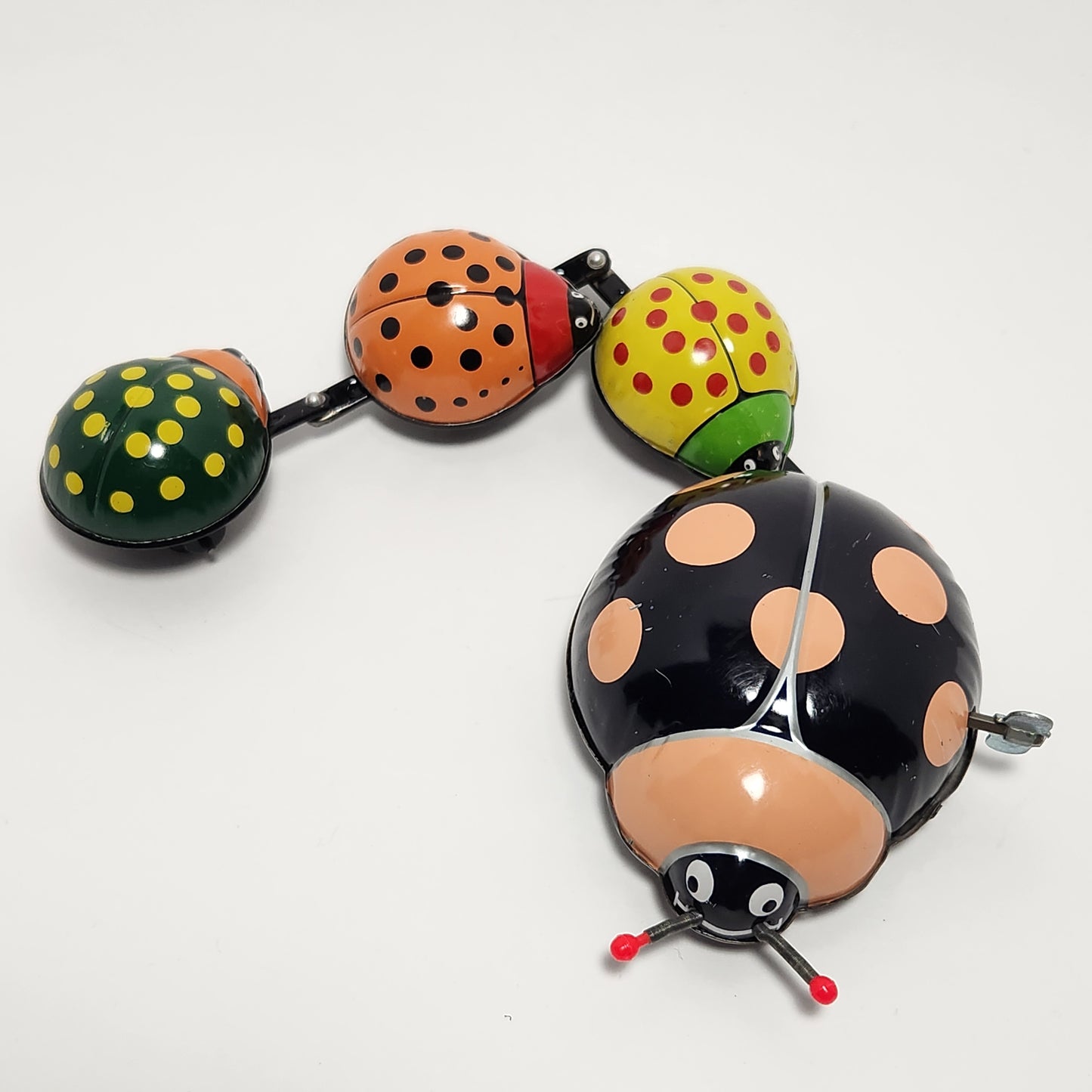TPS - Tin Ladybug Family Wind-up Toy