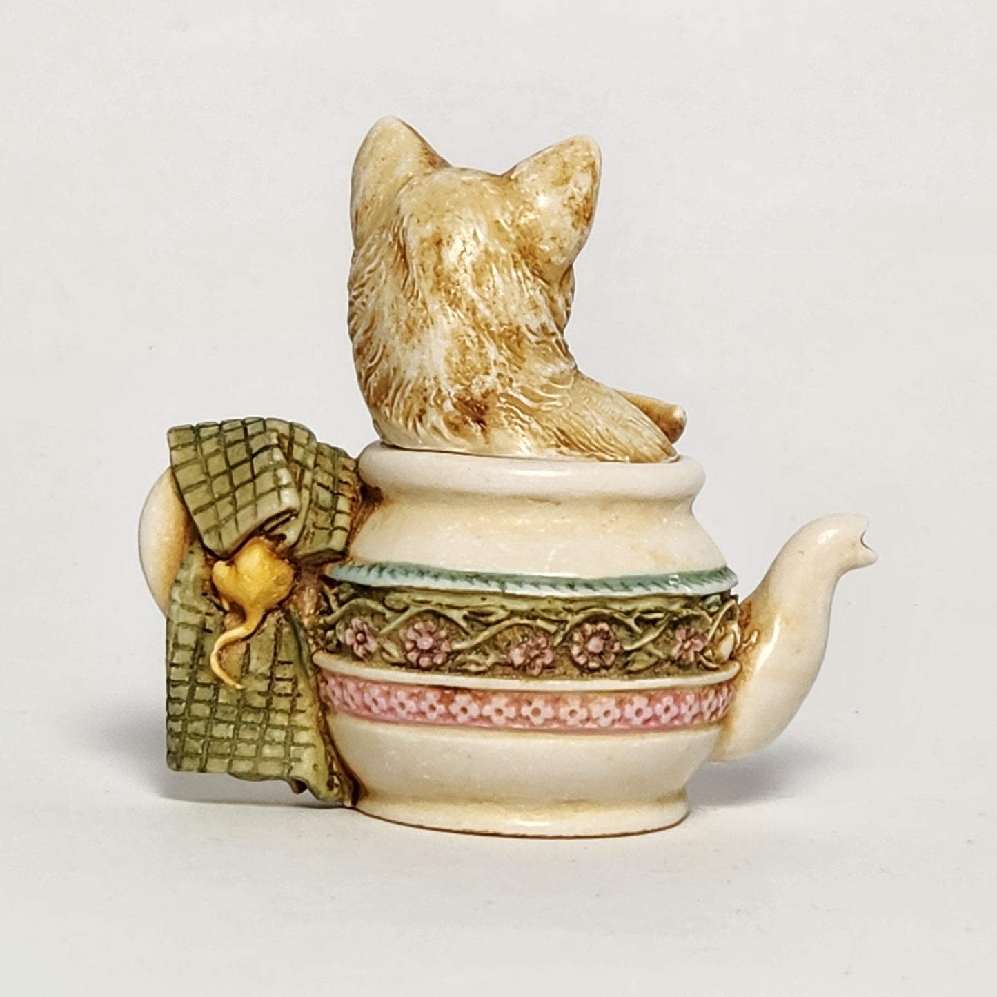 Harmony Kingdom - David Lawrence - Braganza Trinket Box 2002