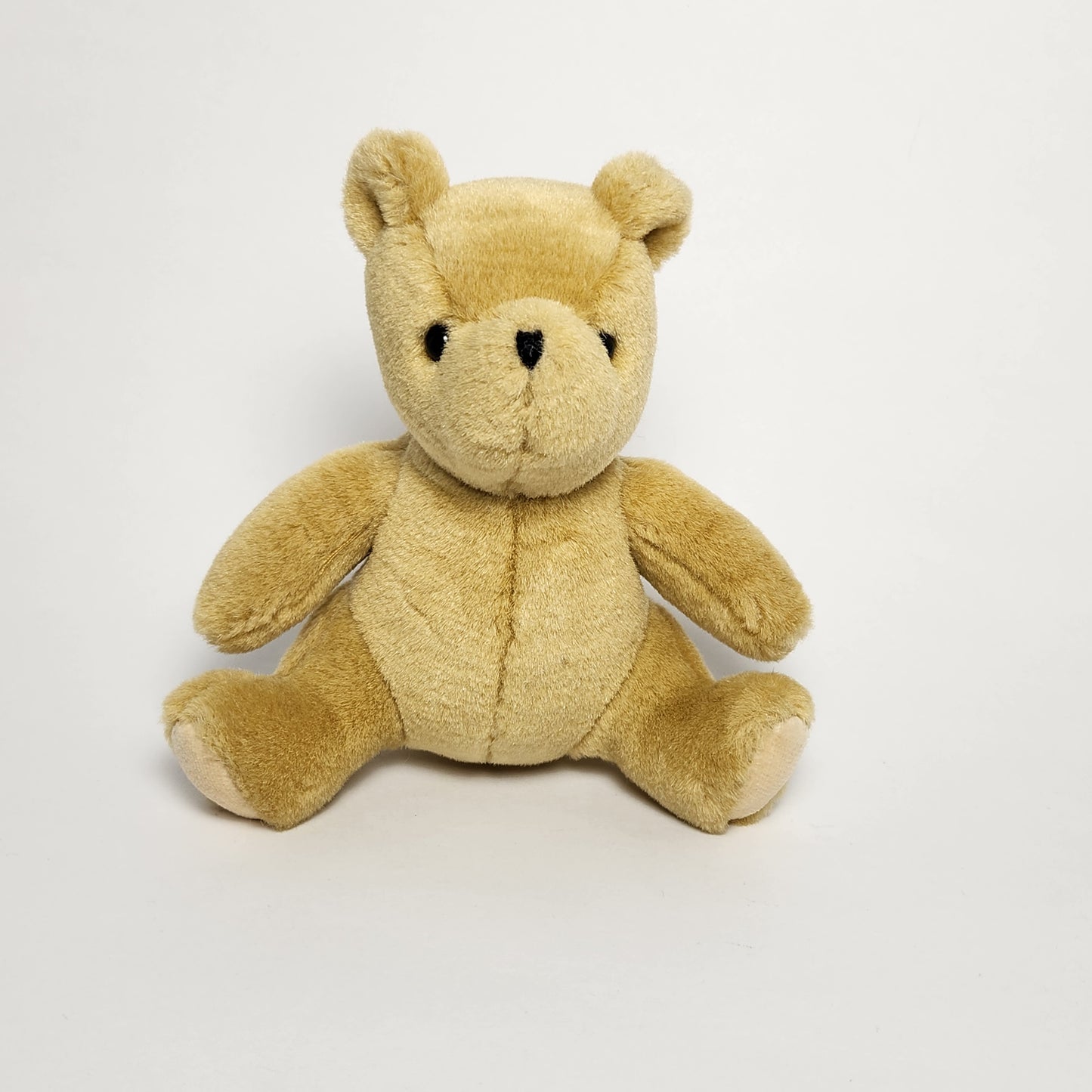 Gund - Winnie the Pooh Plush