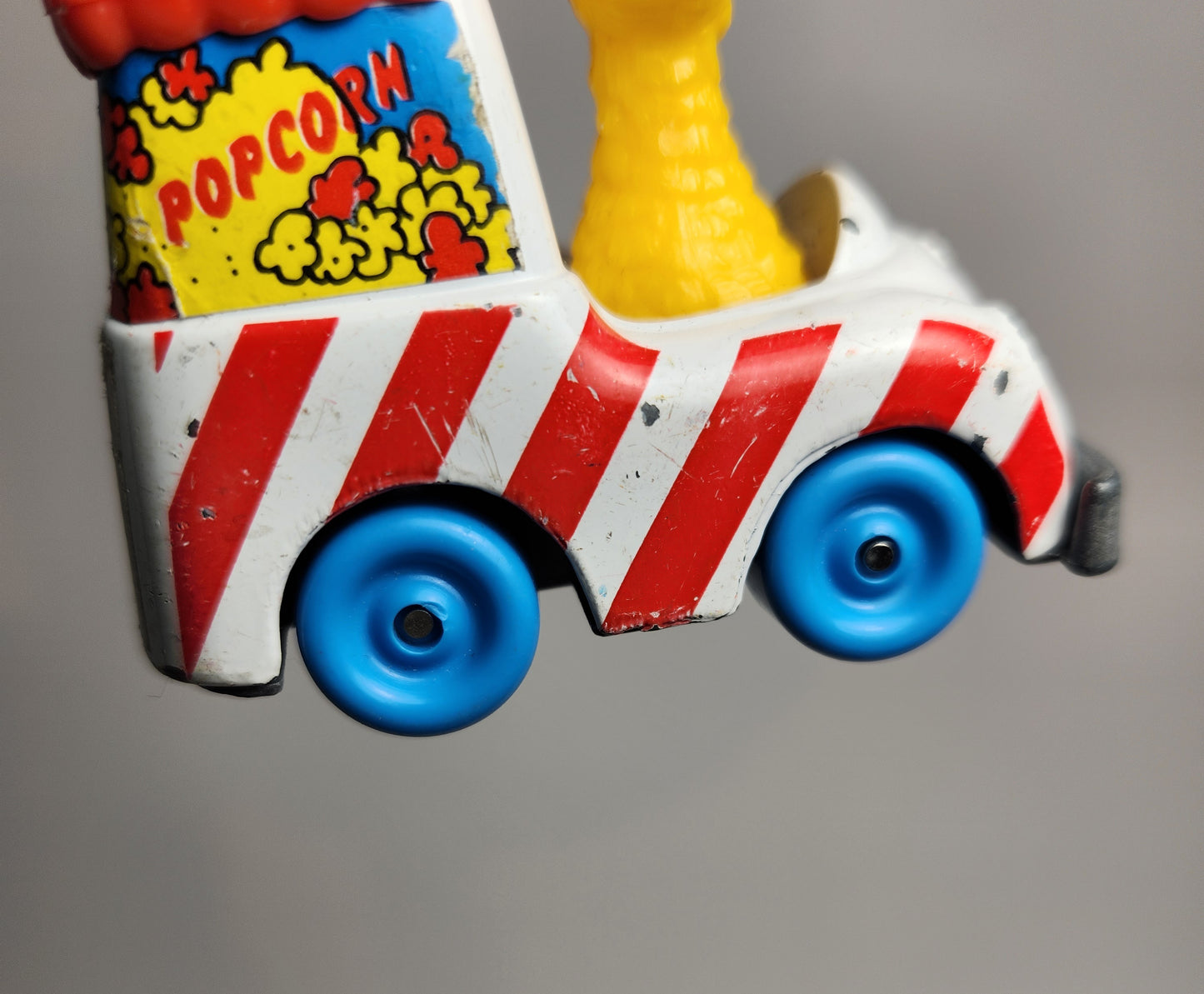 Playskool - Sesame Street Die Cast Car Big Bird Popcorn Machine 1983