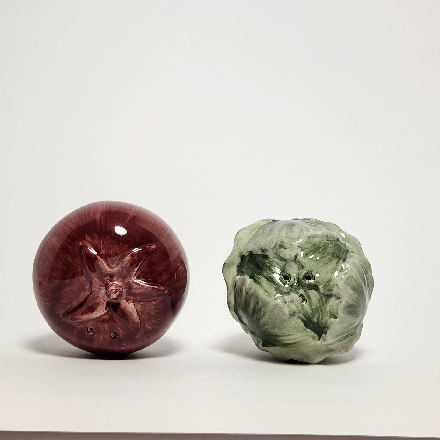 CIC - Cabbage and Tomato Ceramic Salt and Pepper Shaker Set