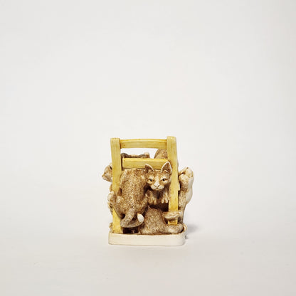 Harmony Kingdom - Peter Calvesbert - Rumble Seat Trinket Box 1996