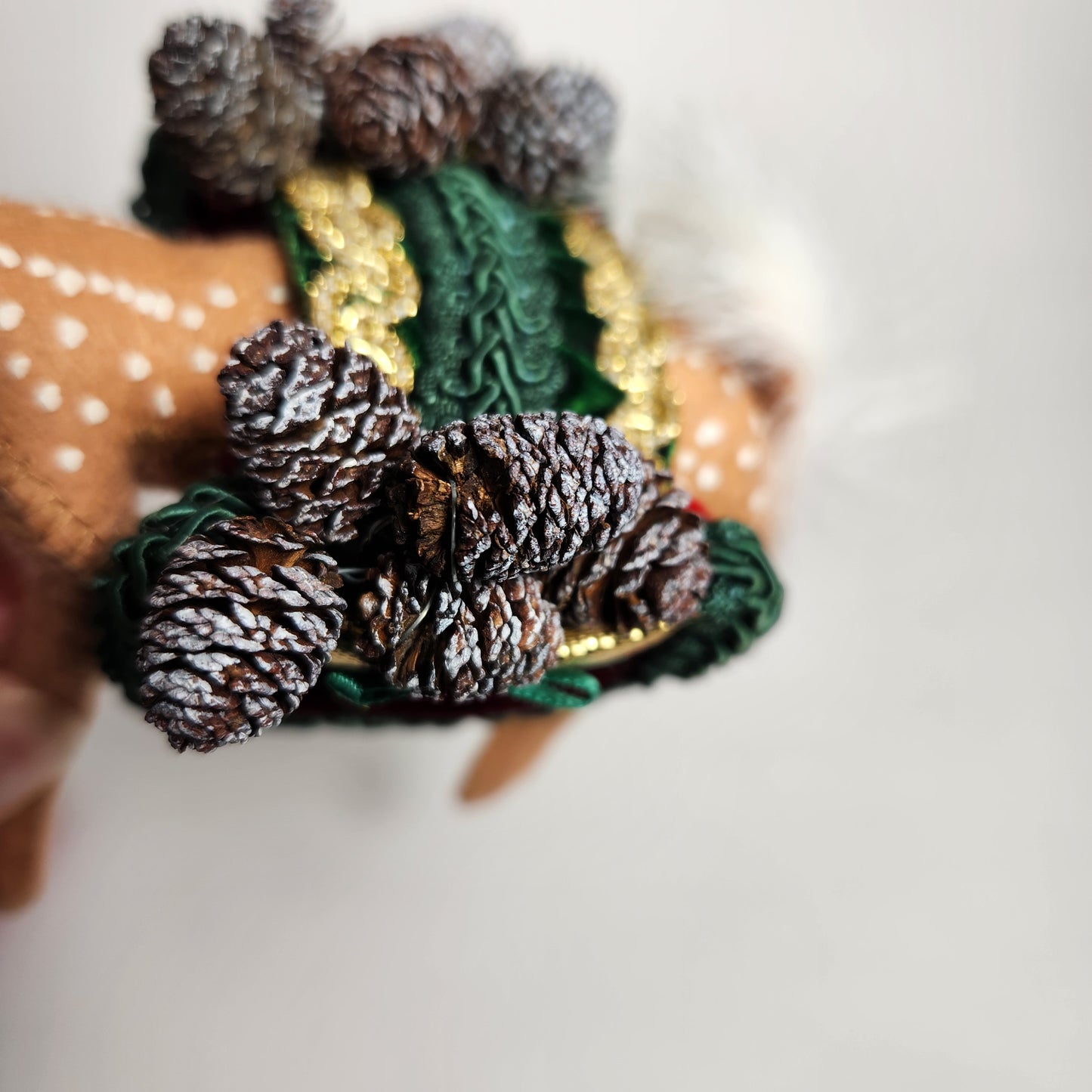 Annalee Mobilitee Dolls - Reindeer Doll with Pinecones 2004