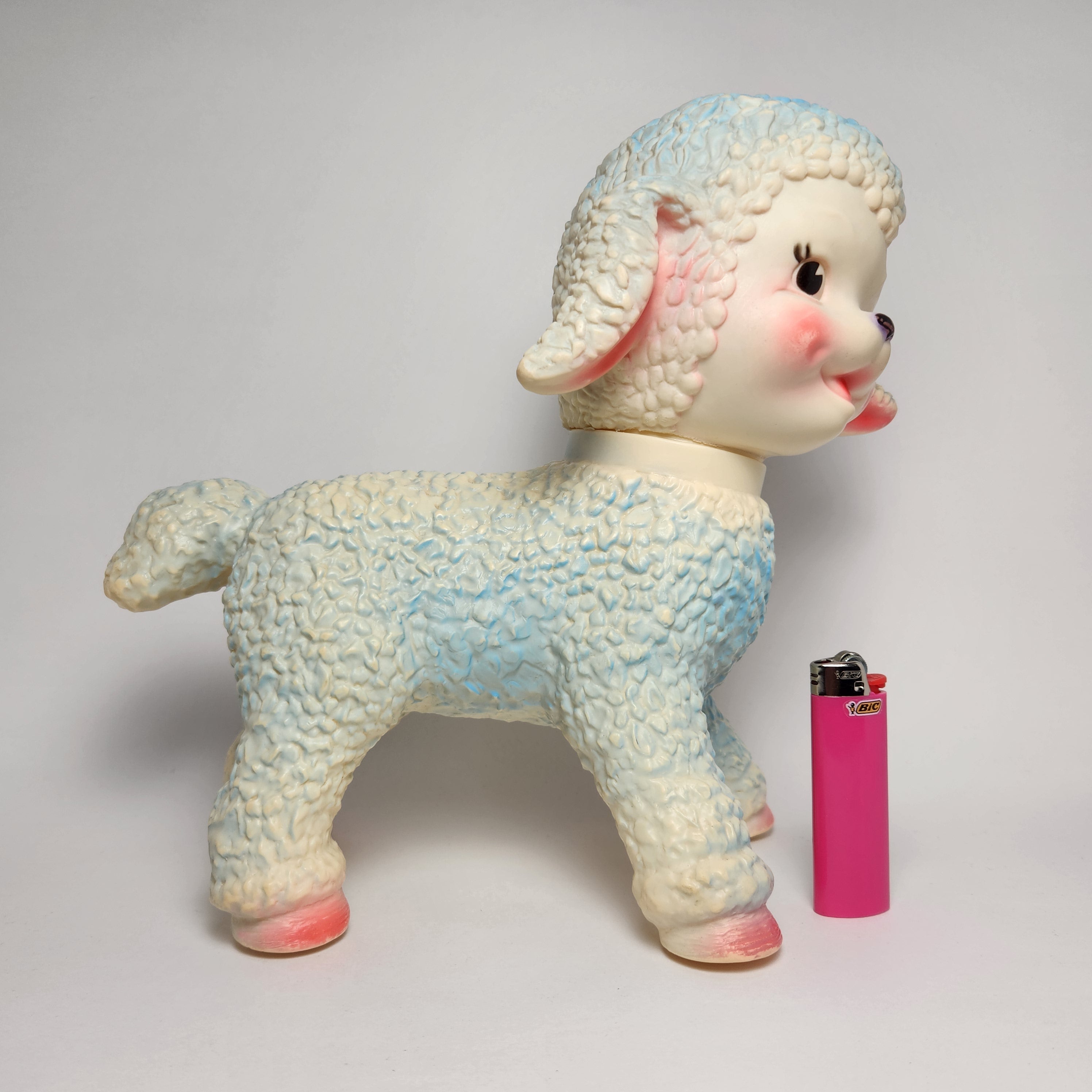 * antique sheep ✵ * 水色リボンと鈴をつけた小さな 羊さん antique sheep * 水色リボンと鈴をつけた小さな 羊さん