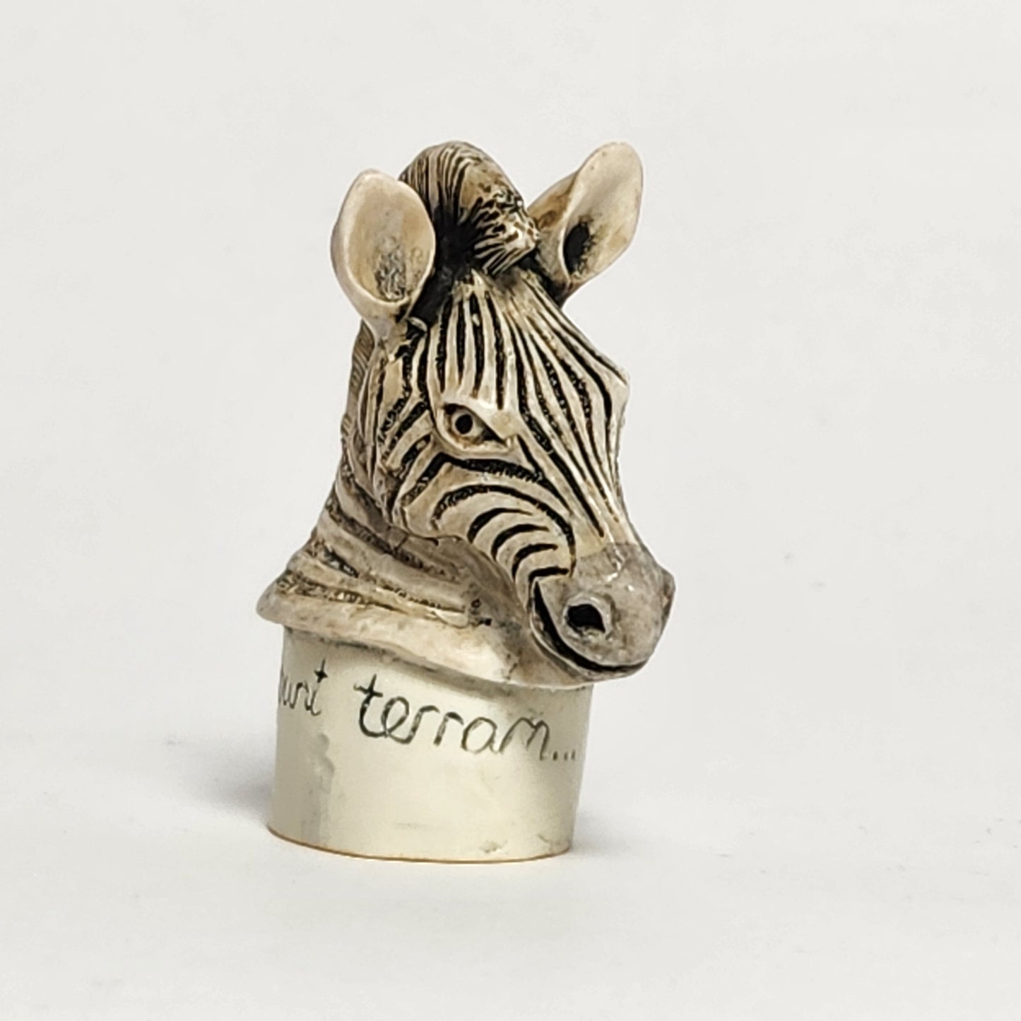 Harmony Kingdom - Peter Calvesbert - Driver's Seat Trinket Box 1997